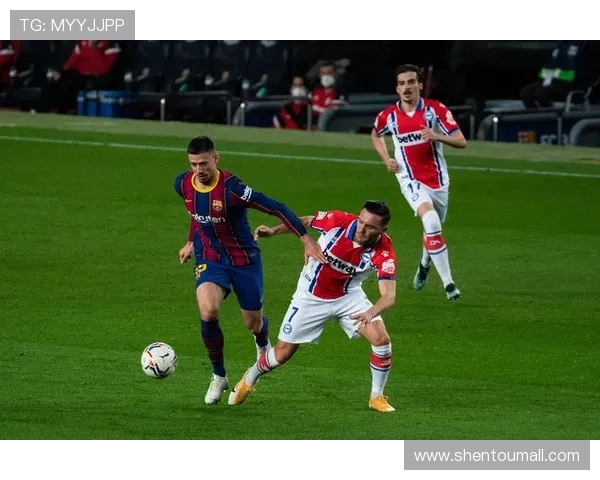 巴塞罗那与阿拉维斯对决：裁判米格尔·安赫尔·奥尔蒂斯·阿里亚斯再度执法